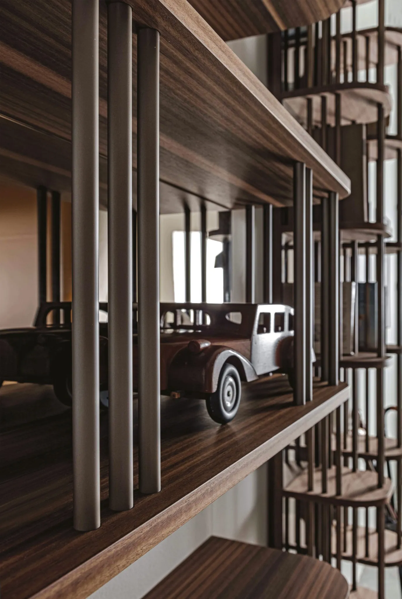 Meroni & Colzani Alghero, bookcase, console