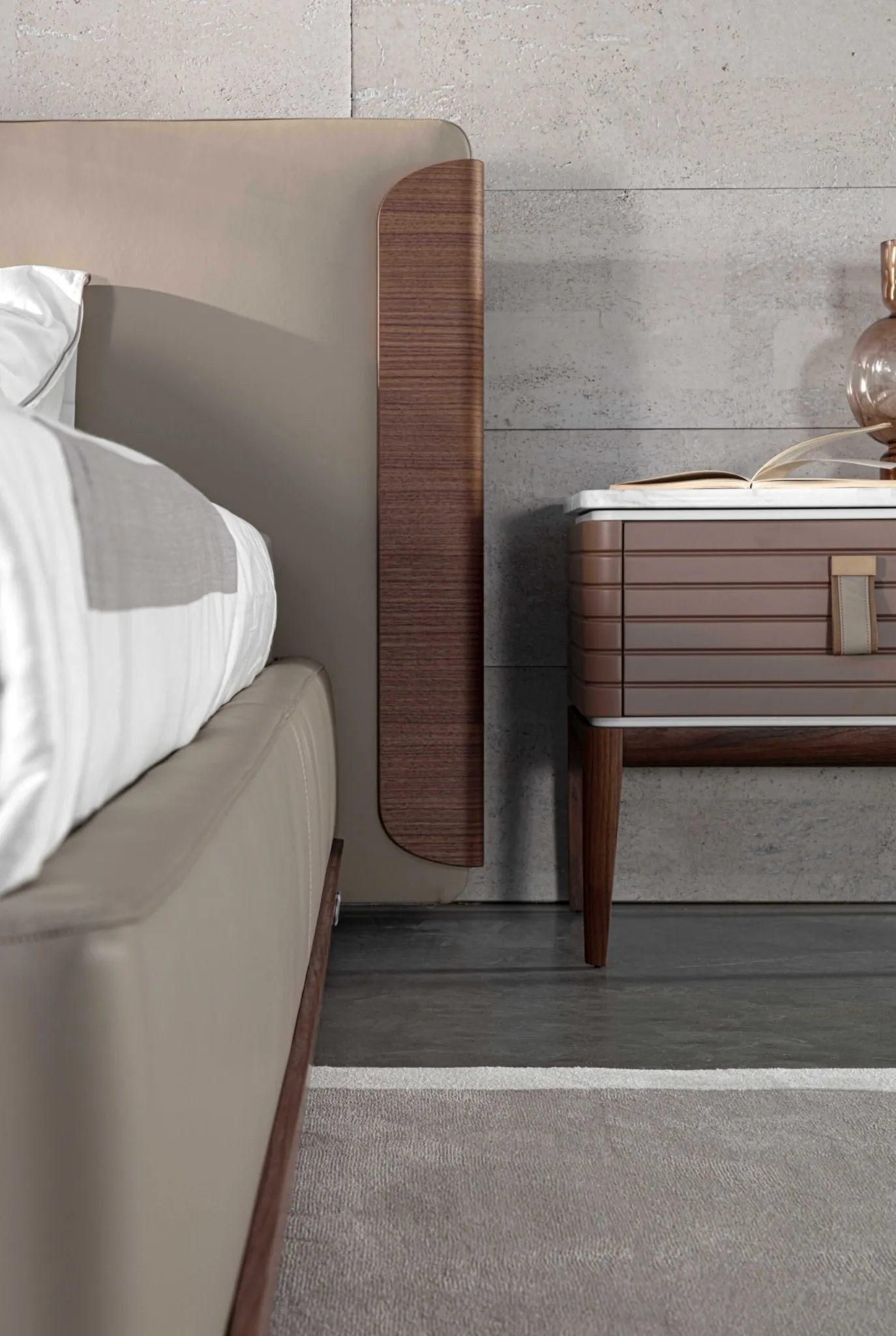 Meroni & Colzani Monterosso, a second view of the bed