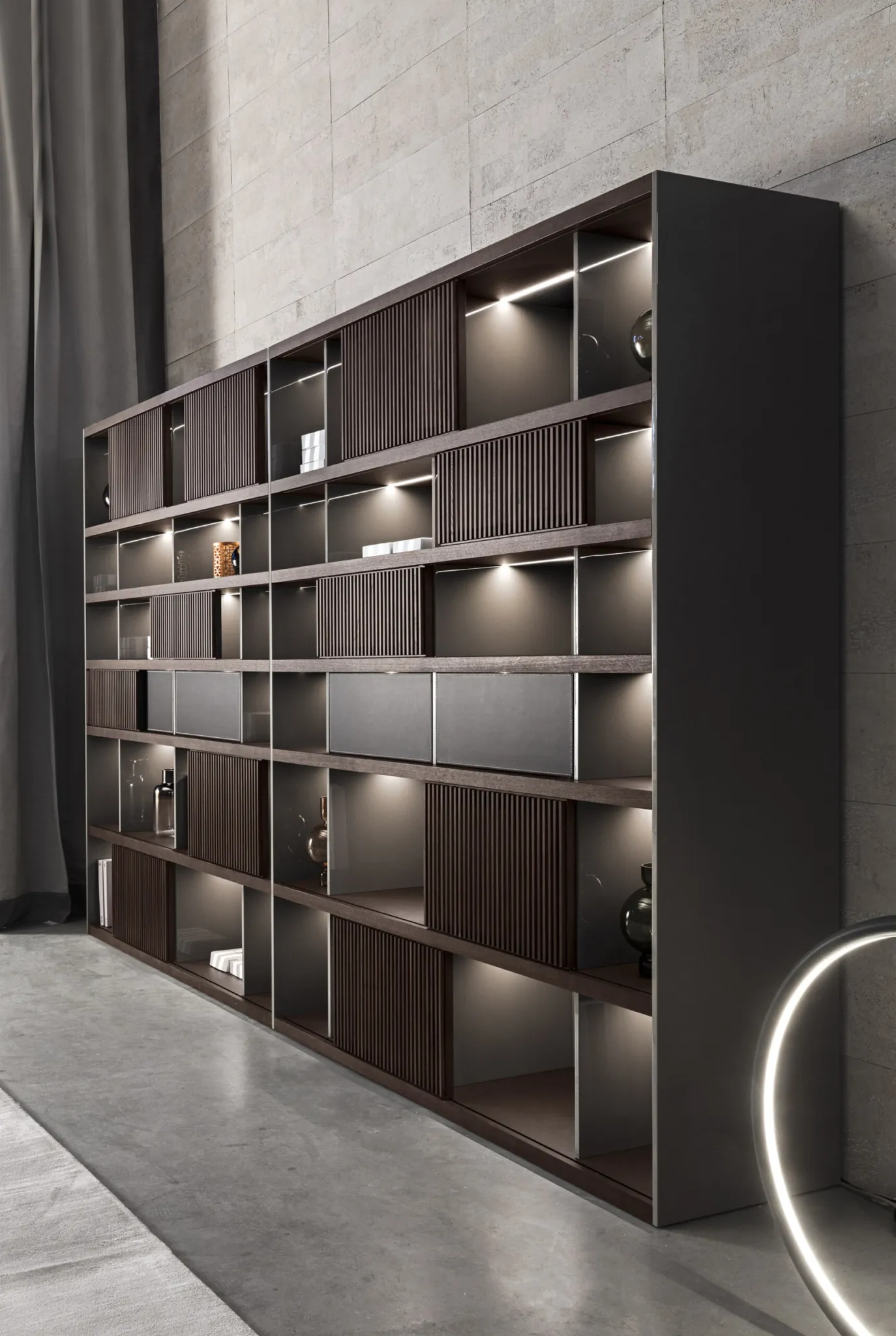 Meroni & Colzani Viareggio, a second view of the bookcase