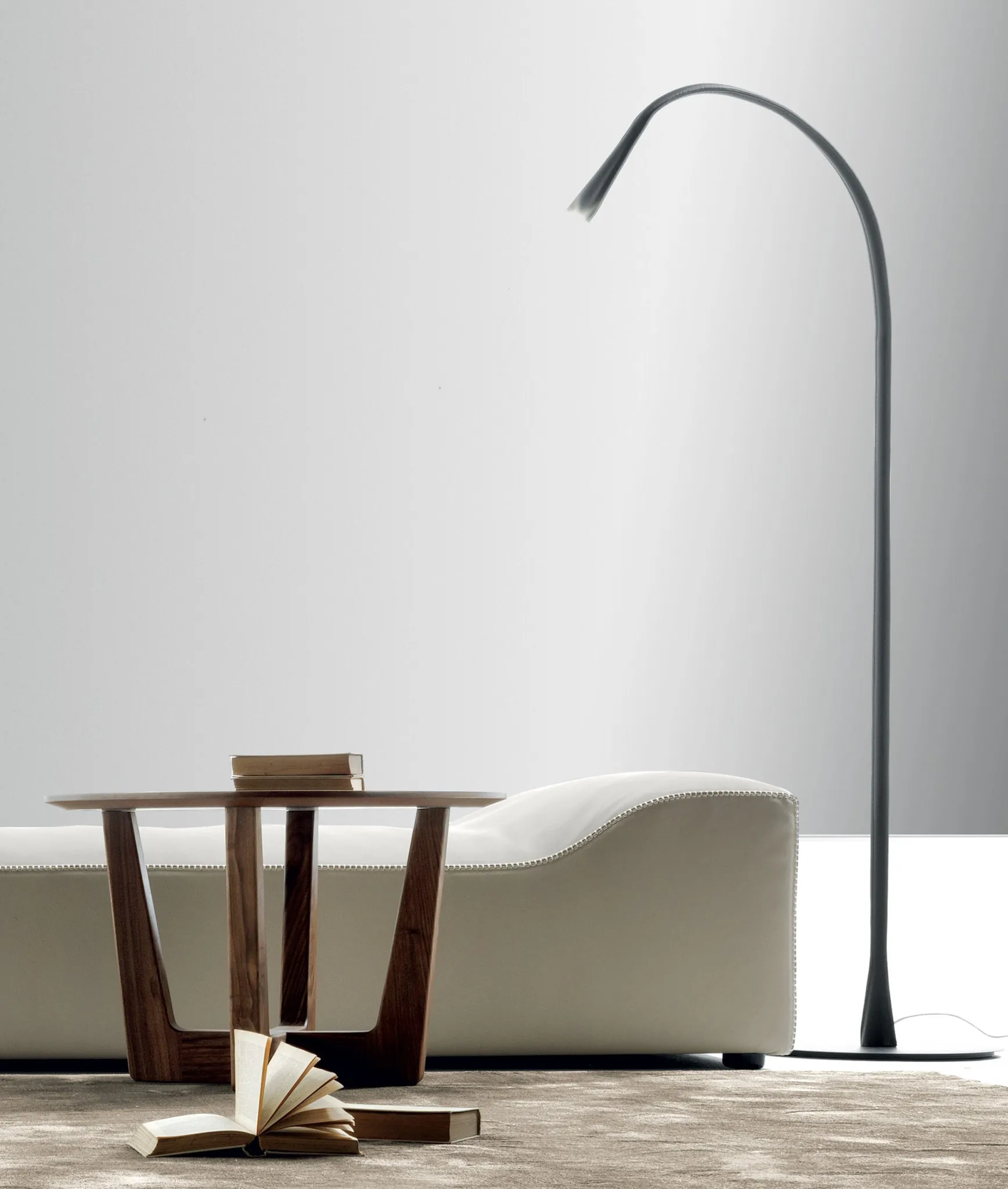 Meroni & Colzani Vitruvio, coffee table